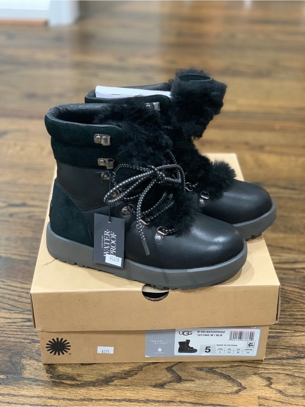 New Ugg Viki Waterproof Lace Up Black Boots Women’s Size 5